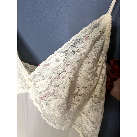 Vintage Sheer Bust Slip Dress Size 1x Rosette Feminine Delicate Nightie - Picture 6 of 9